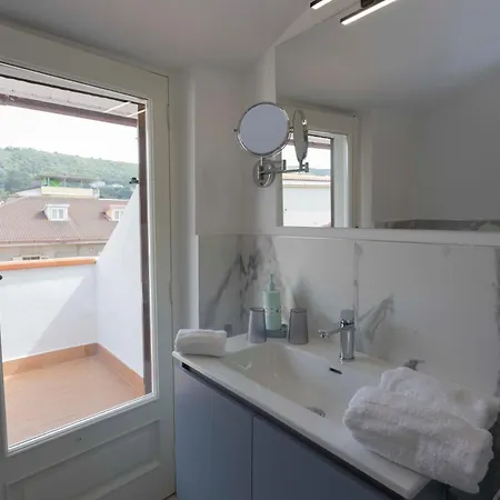 Bed and Breakfast Loft