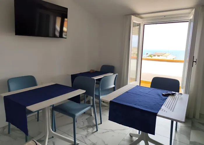 Bed & Breakfast Loft 3*