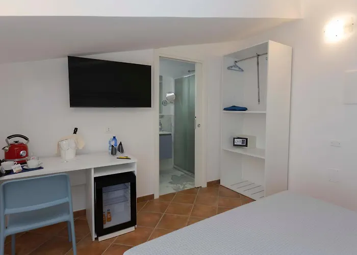 Loft Bed & Breakfast 3*