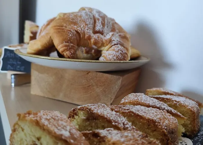 Loft לינה וארוחת בוקר 3*